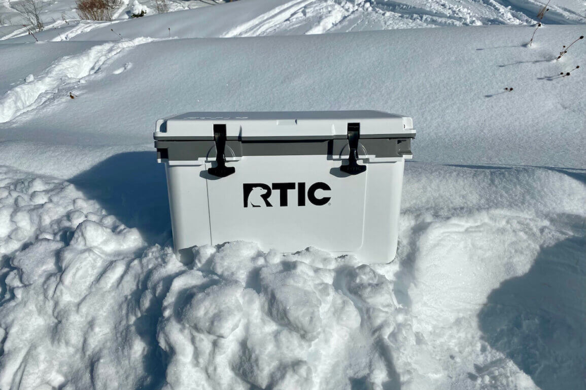 RTIC 32 QT UltraLight Cooler Review Man Makes Fire