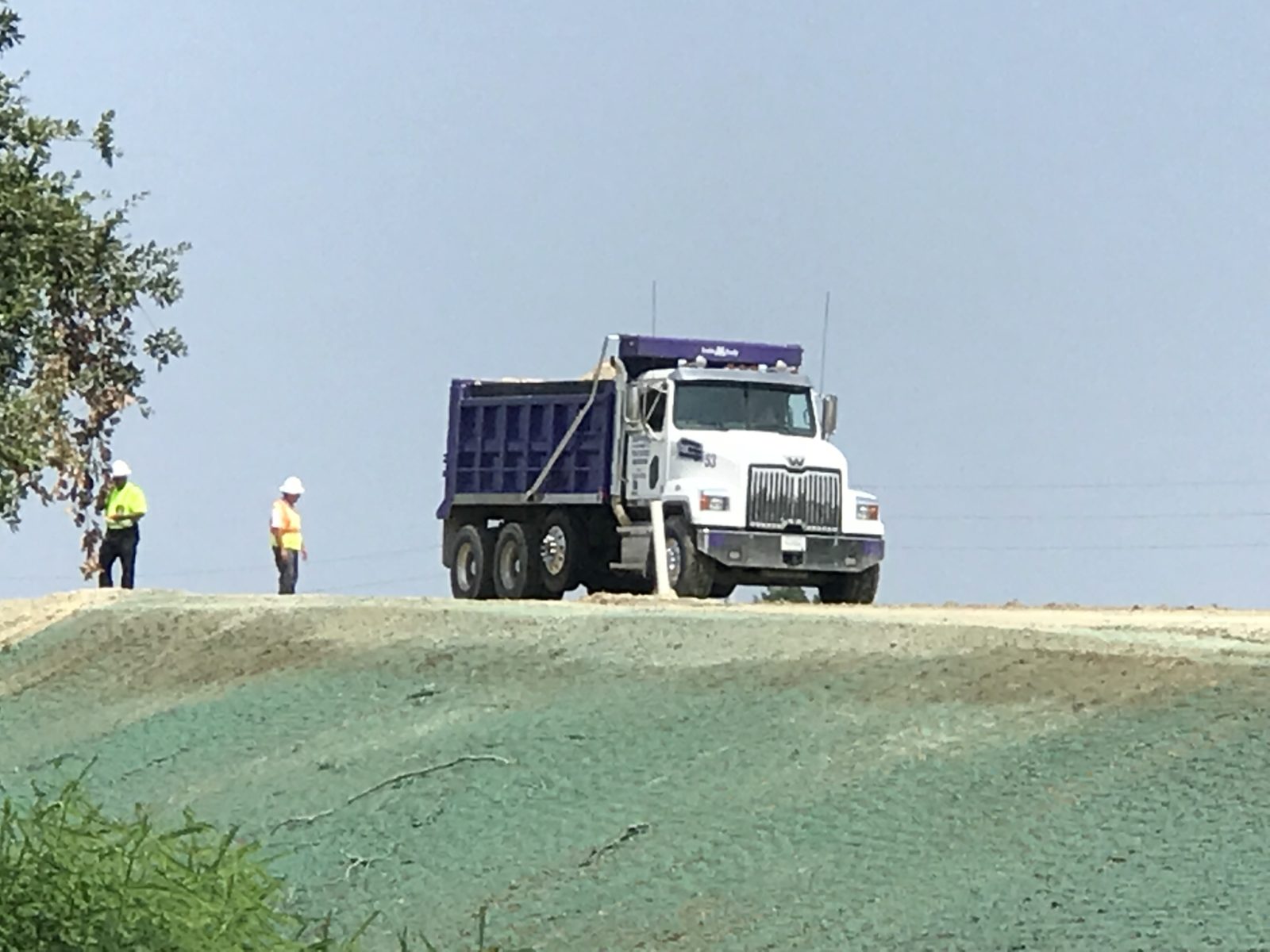 Services Manning and Sons Trucking & Utilities