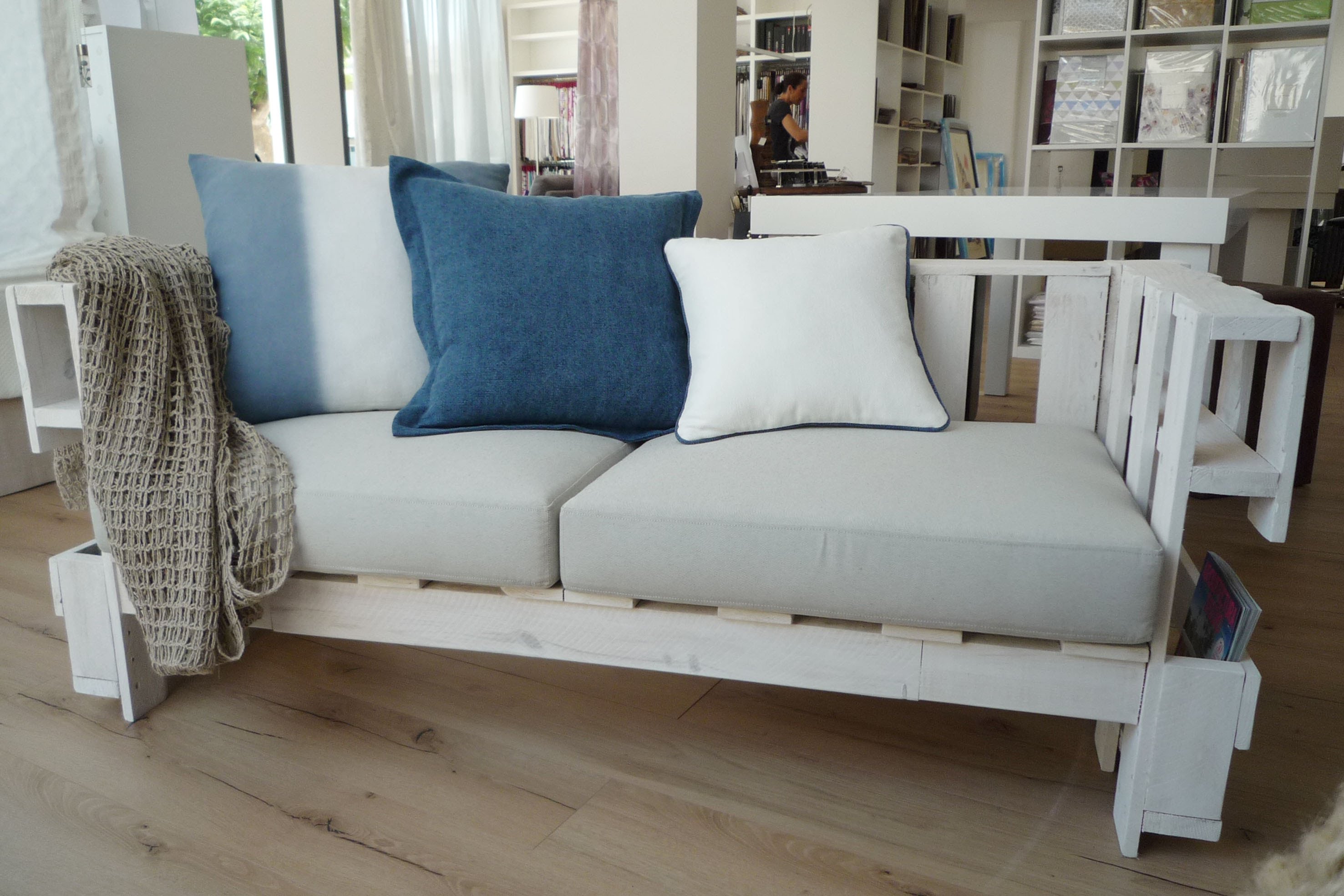 Construye tu mueble con palets Manos a la Obra