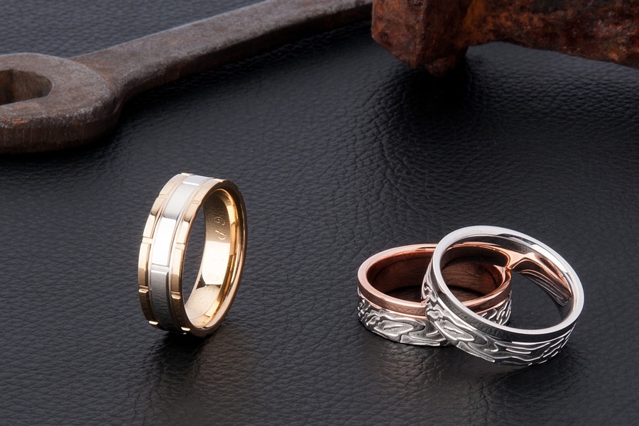 Customise Your Men's Wedding Ring with Kavalri Man of Many