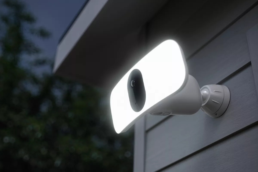 Arlo Lights Up a WireFree Floodlight Camera Man of Many