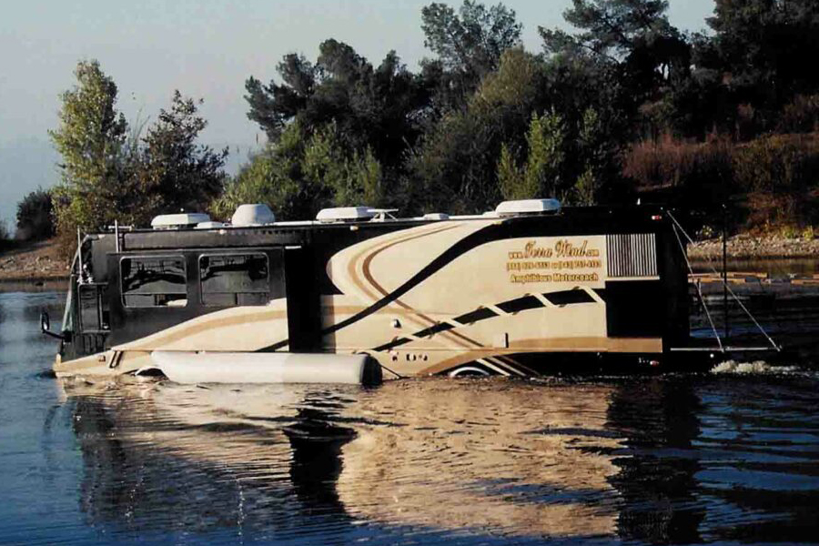 Terra Wind Amphibious RV is a Floating Motorhome Man of Many