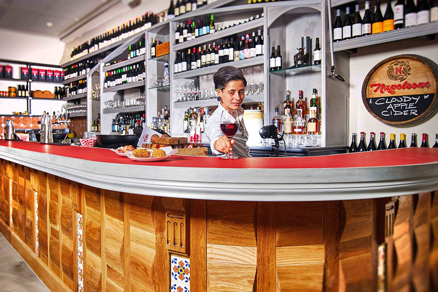 49 Best Bars In Melbourne Man of Many