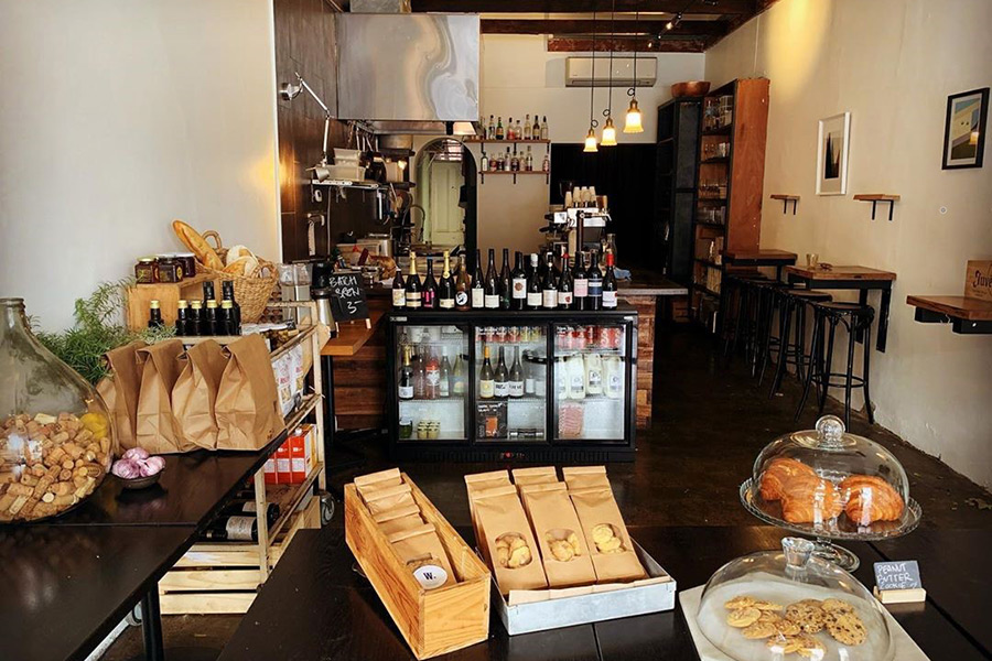 49 Best Bars In Melbourne Man of Many