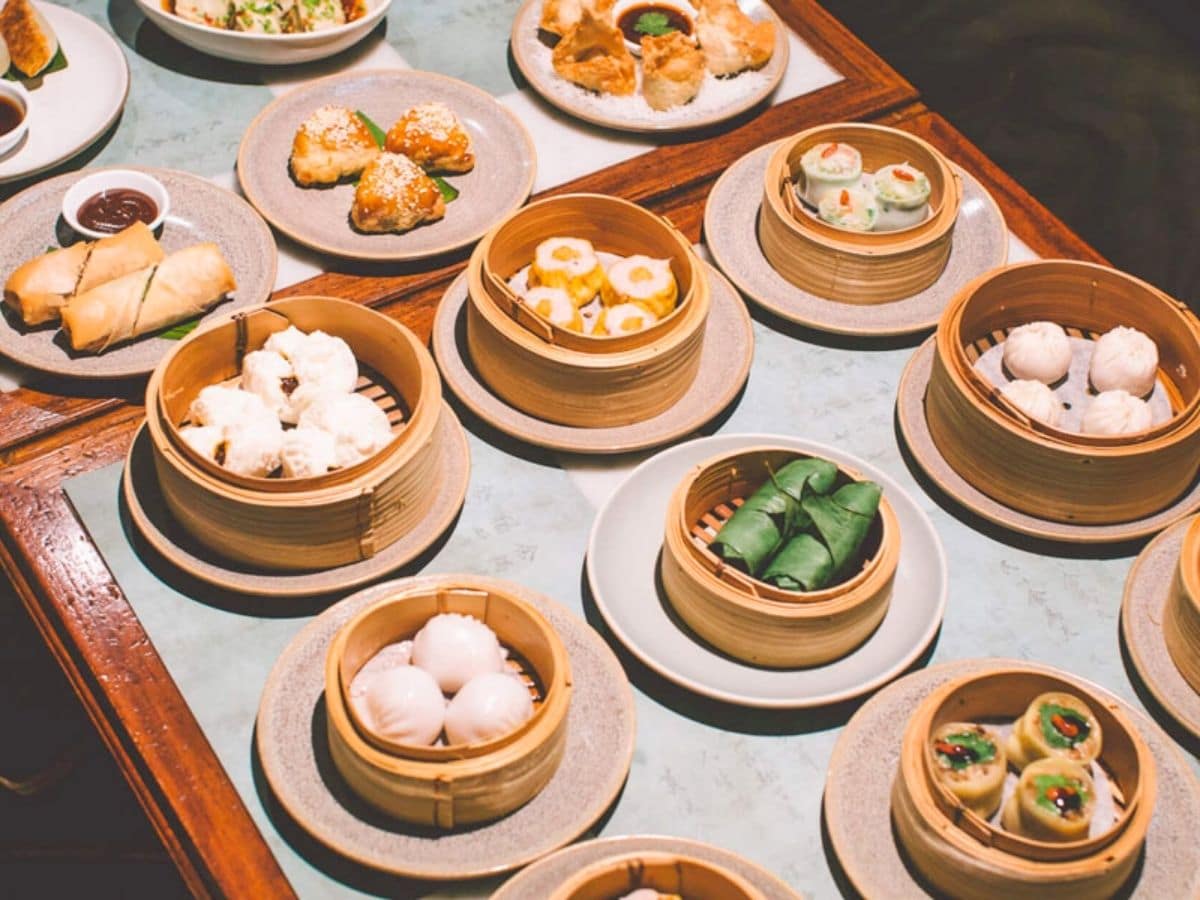 17 Cool Restaurants in Sydney for a Fun Night Out Man of Many