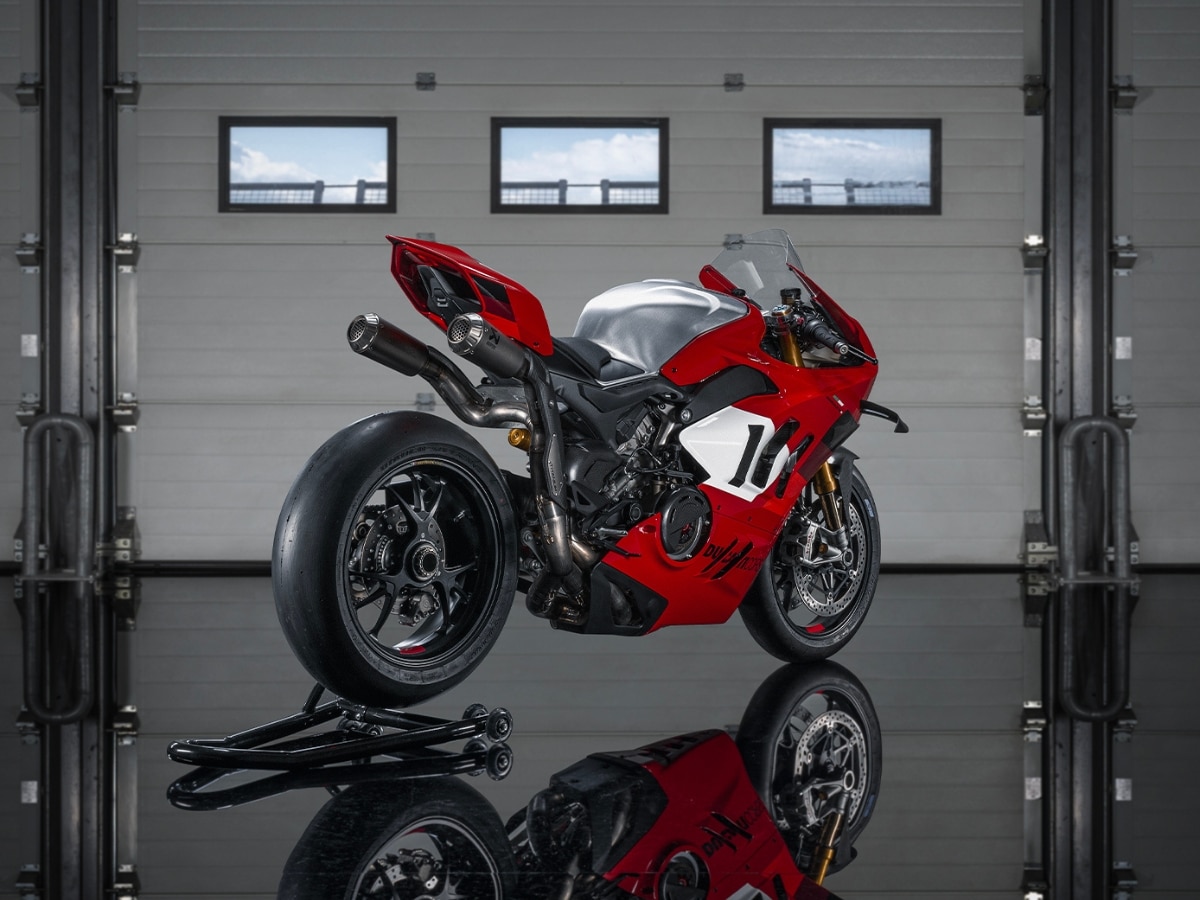 10 Fastest Motorcycles in the World Man of Many