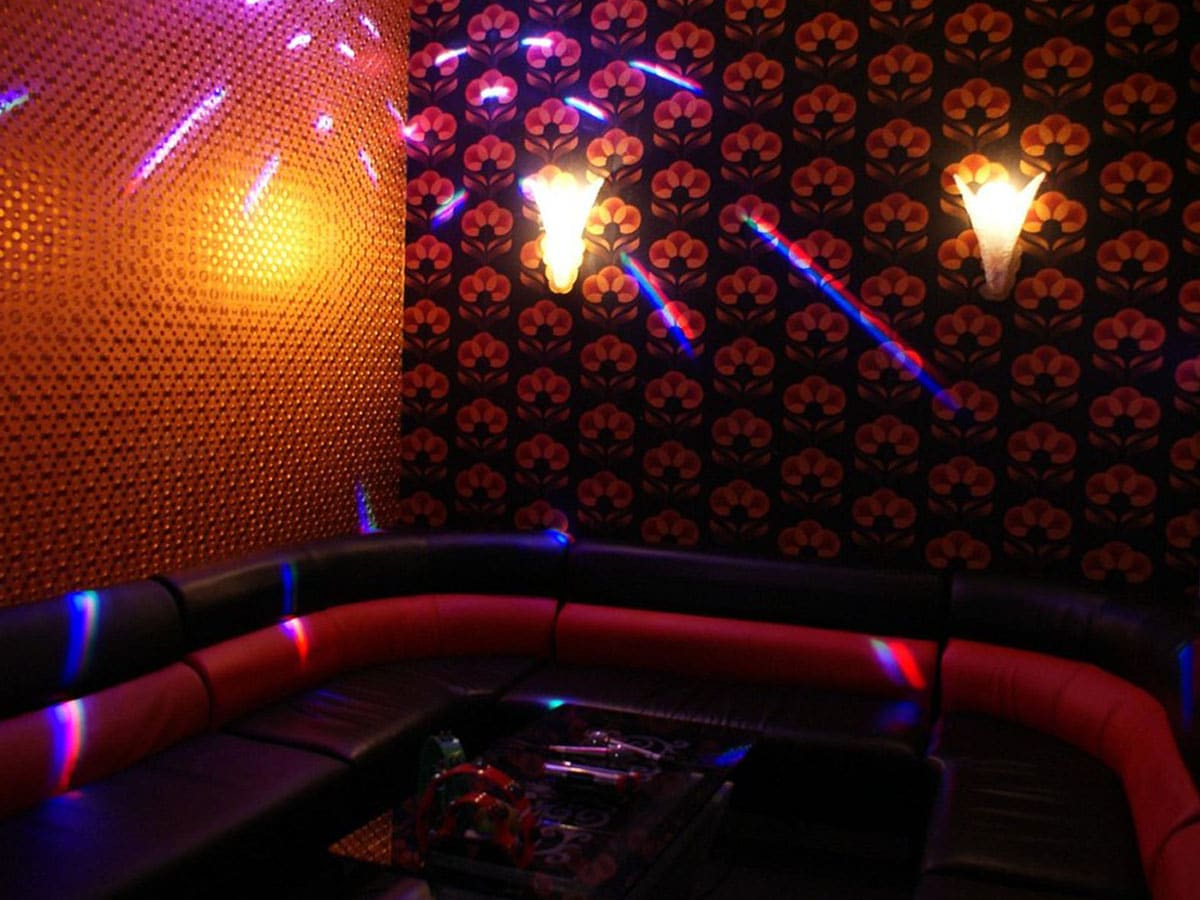 7 Best karaoke bars in Melbourne Man of Many
