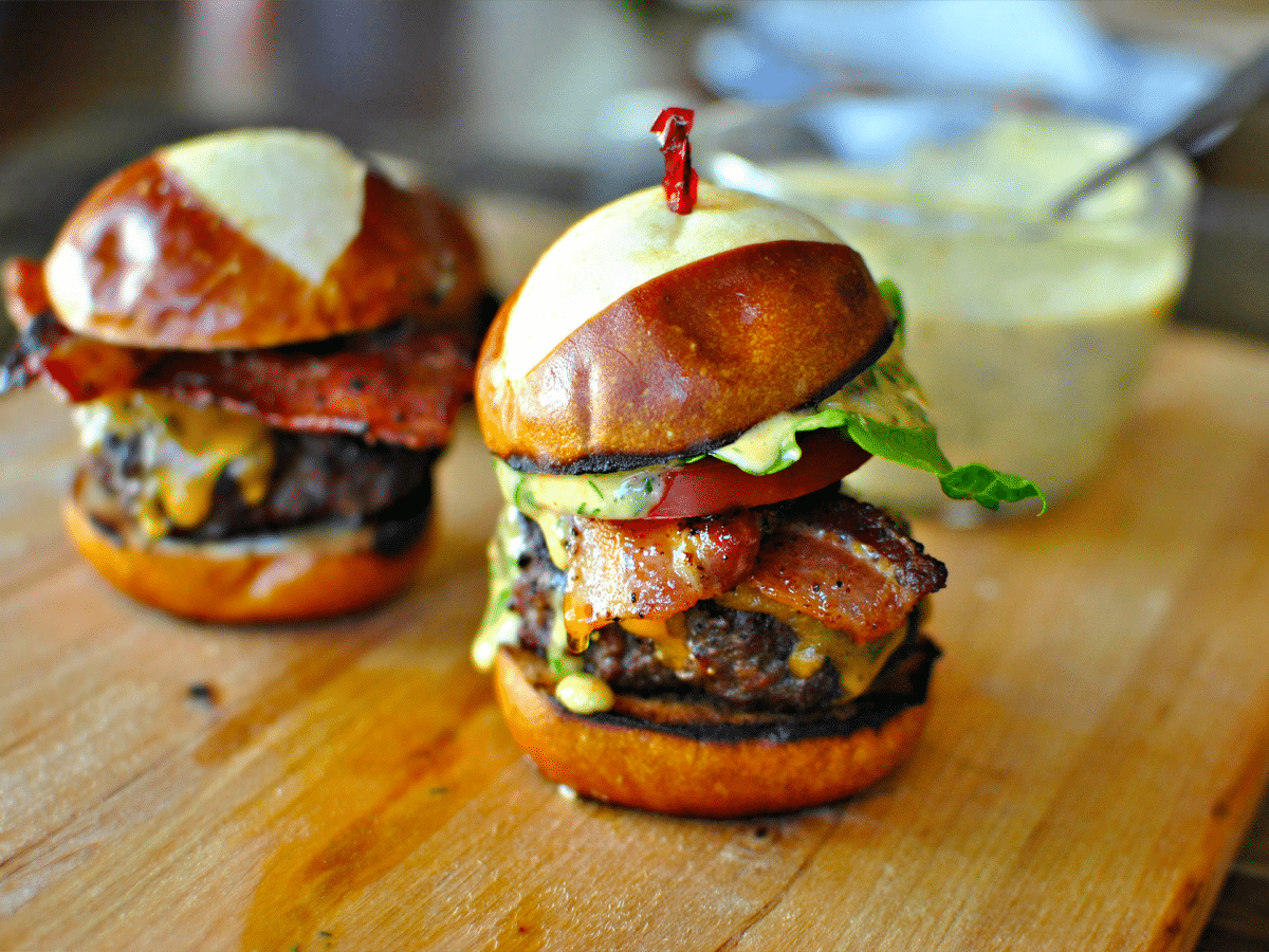 10 Best Australian Pub Food & Meals Ranked Man of Many