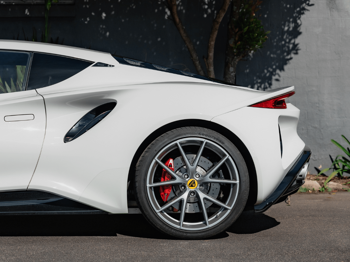 5 Defining Traits That Make the Perfect Sports Car Man of Many