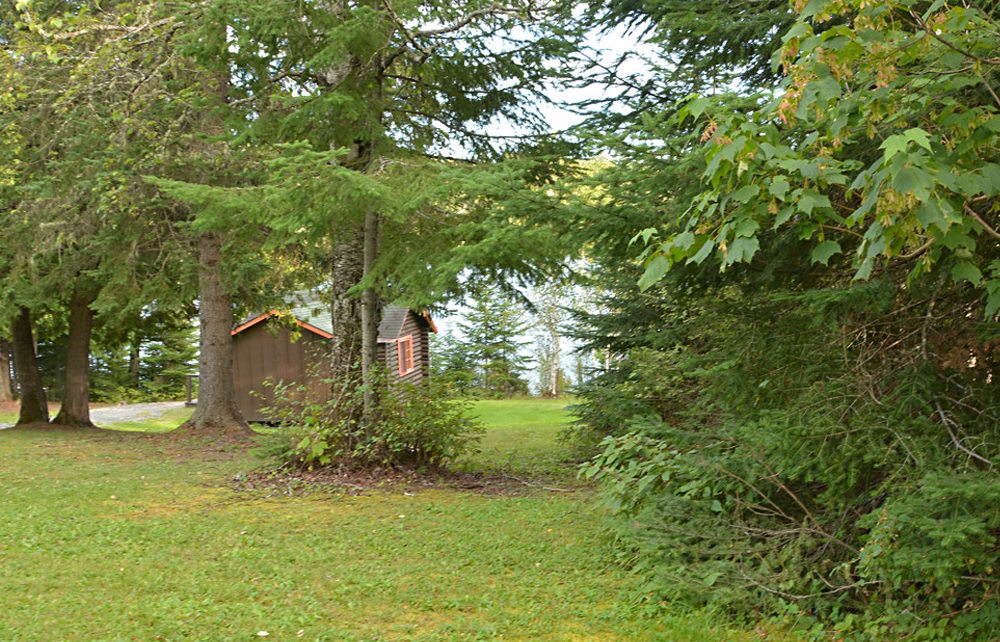 Cabin 5 Perrault Lake Ontario Resort Manotak Lodge