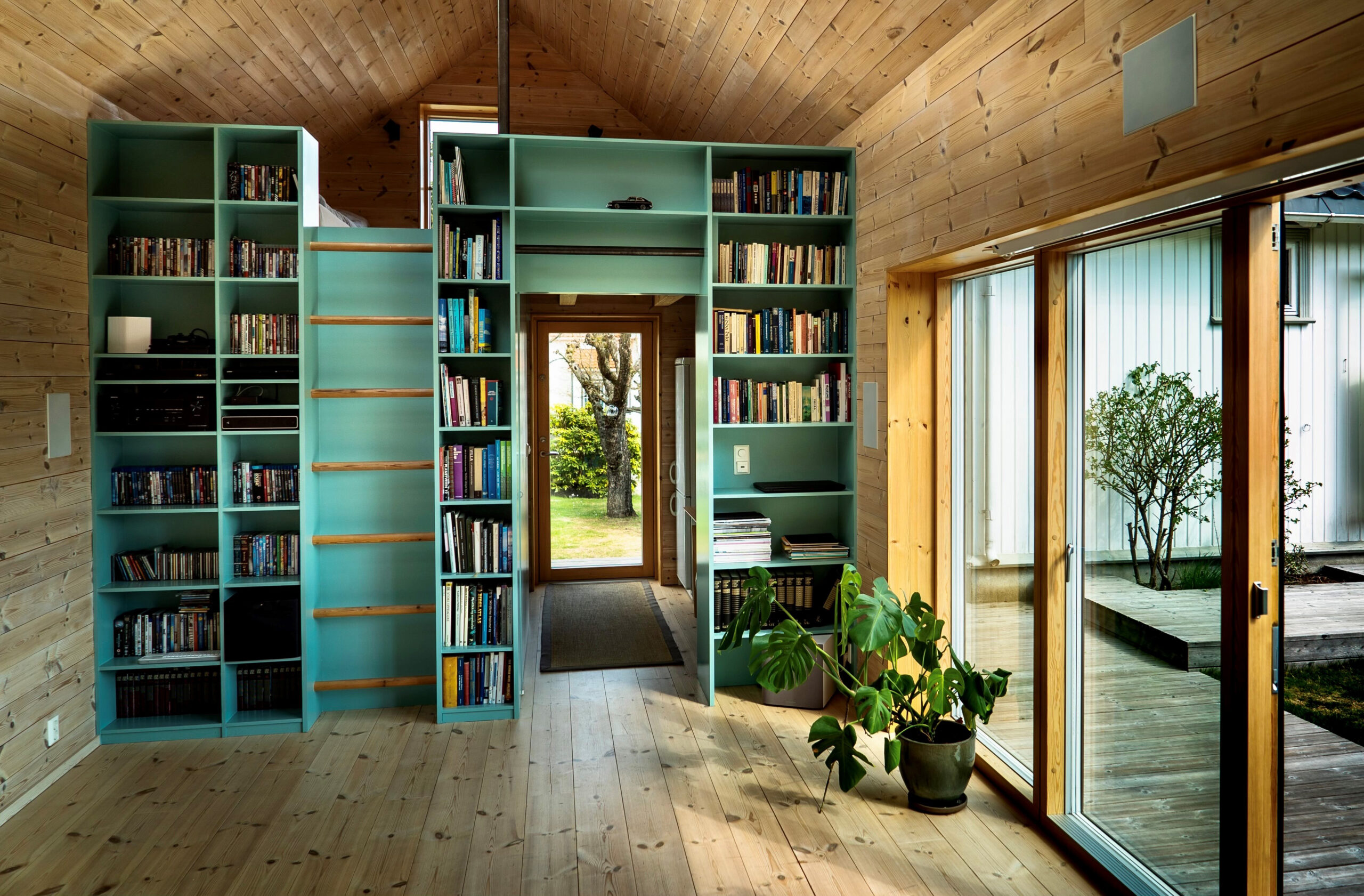 Arkitekt til træhus og anneks. Få hjælp til at bygge nyt hus i træ.