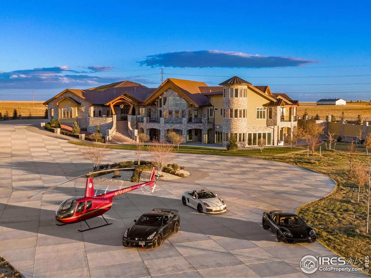 Unveiling Colorado's Ultimate Luxury Estate: A Masterpiece on 35.85