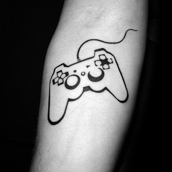 50 Playstation Tattoo Designs für Männer VideospielTintenIdeen