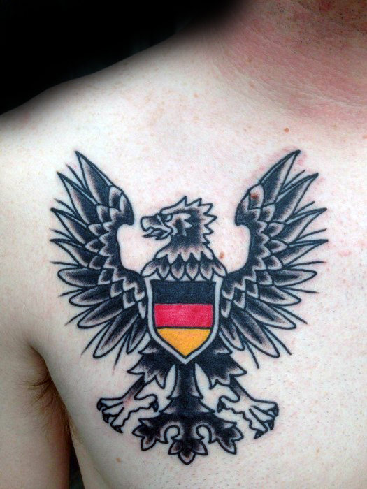 50 deutsche Adler Tattoo Designs für Männer Deutschland Tinte Ideen