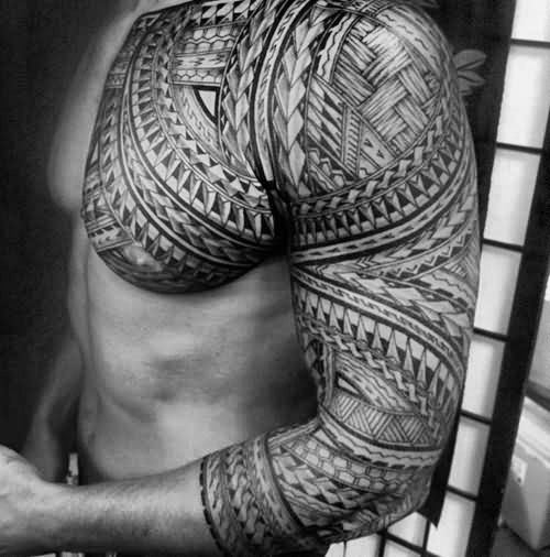 50 polynesische Brust Tattoo Designs für Männer StammesIdeen Mann