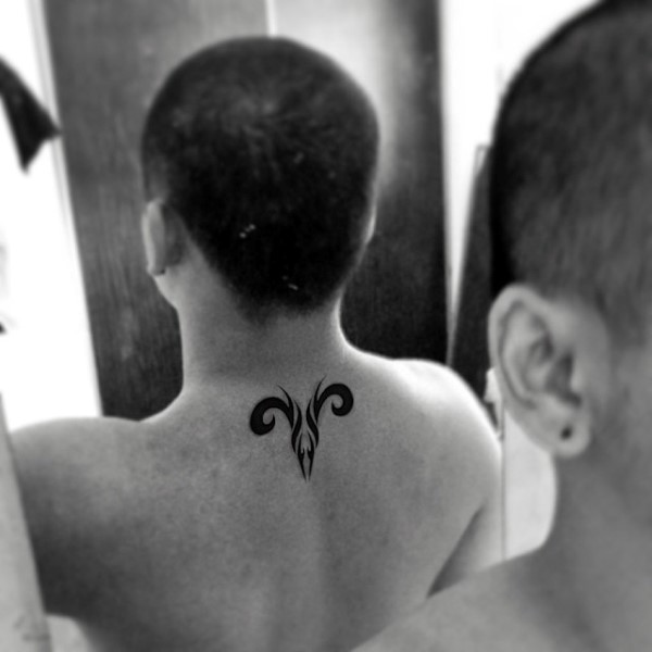 75 Widder Tattoos für Männer Zodiac Ink DesignIdeen Mann Stil Tattoo