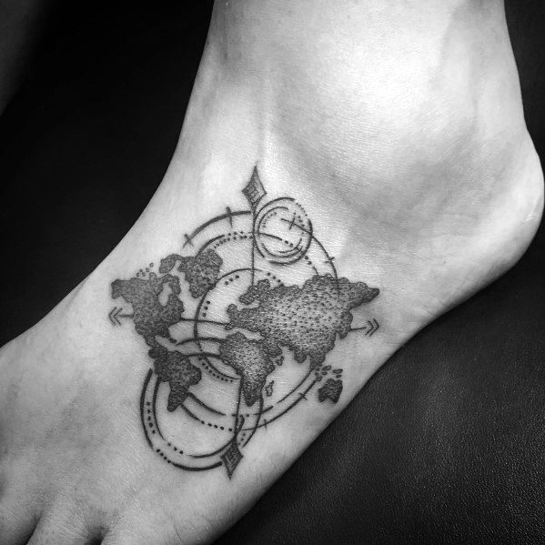 50 kleine Kompass Tattoos für Männer Navigation Ink DesignIdeen