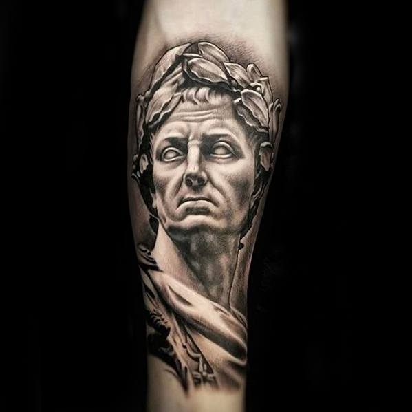 60 römische Statue Tattoo Designs für Männer Stein Tinte Ideen Mann