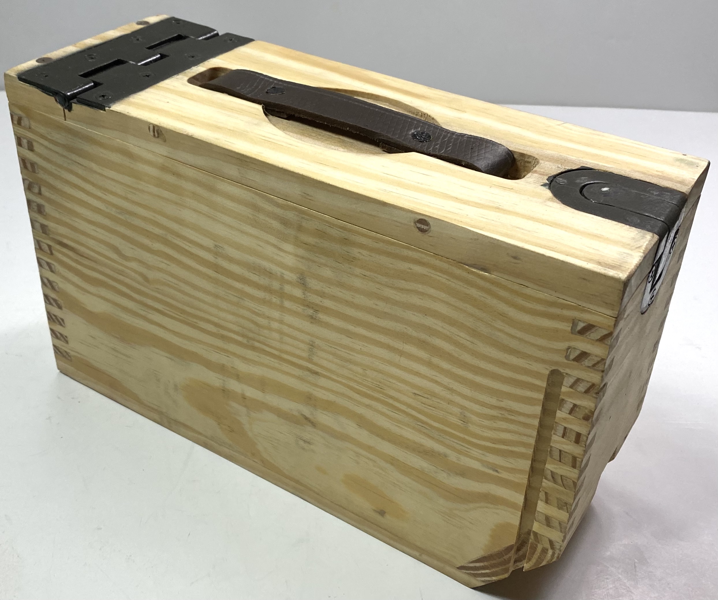 M1917 WOODEN BROWNING AMMO BOX Man The Line