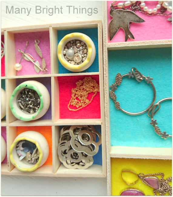 SMALLSTORAGESOLUTION Many Bright Things