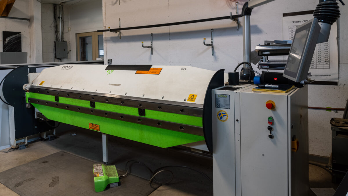 Fabrication Services Modern Art & Plate Glass