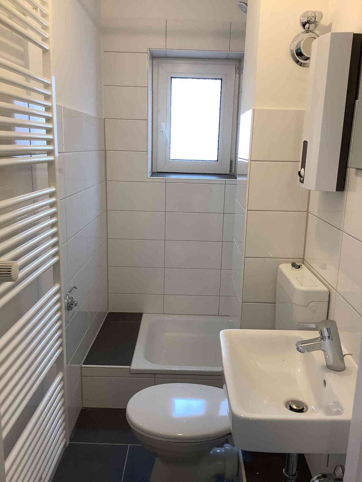 2Zimmer Wohnung zu vermieten, Eekberg 23, 24149 Kiel Neumühlen