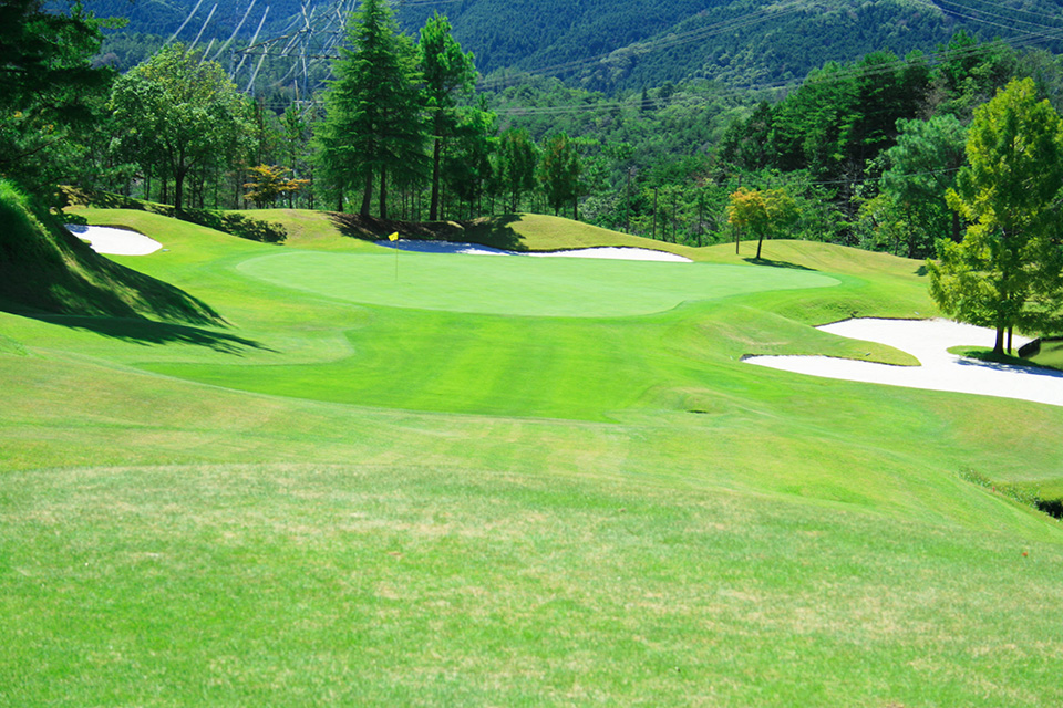 HOLE 8 メイプルヒルズゴルフ倶楽部