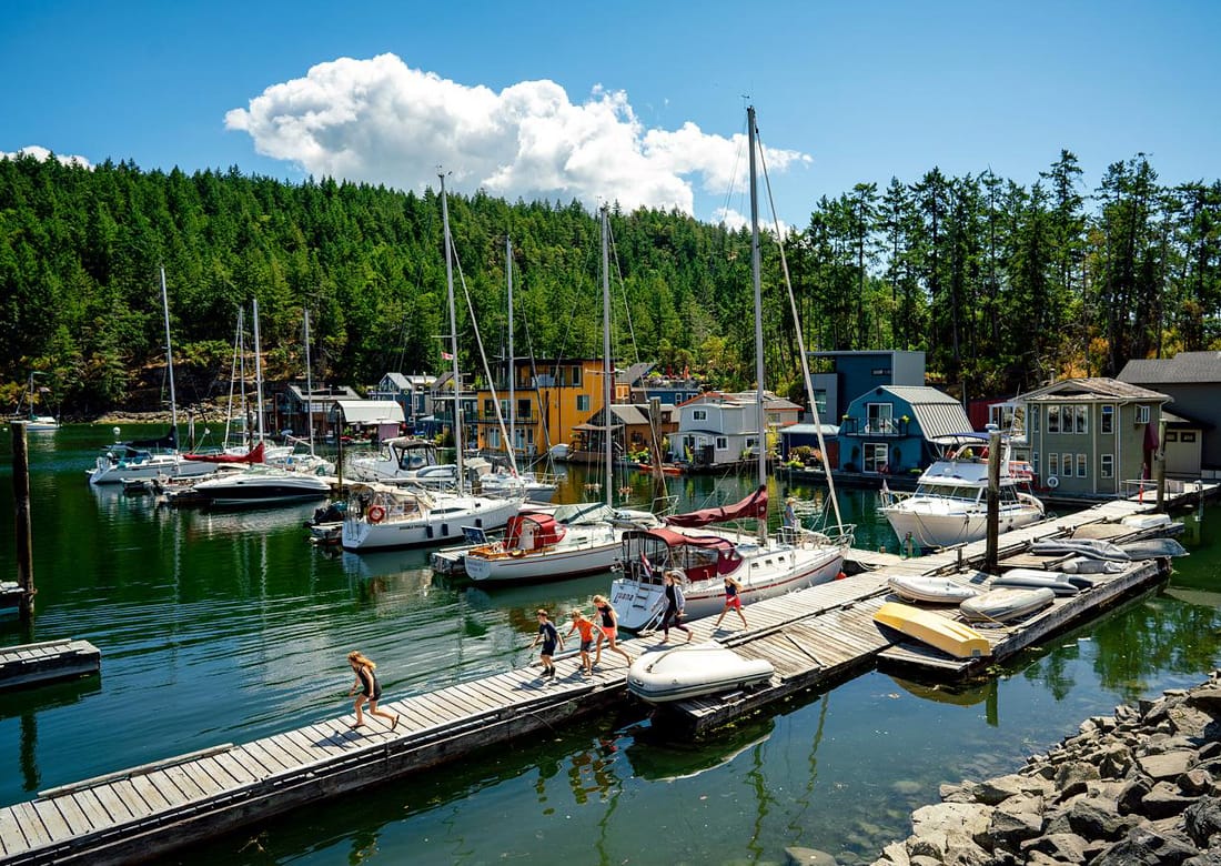 Who We Are Maple Bay Marina