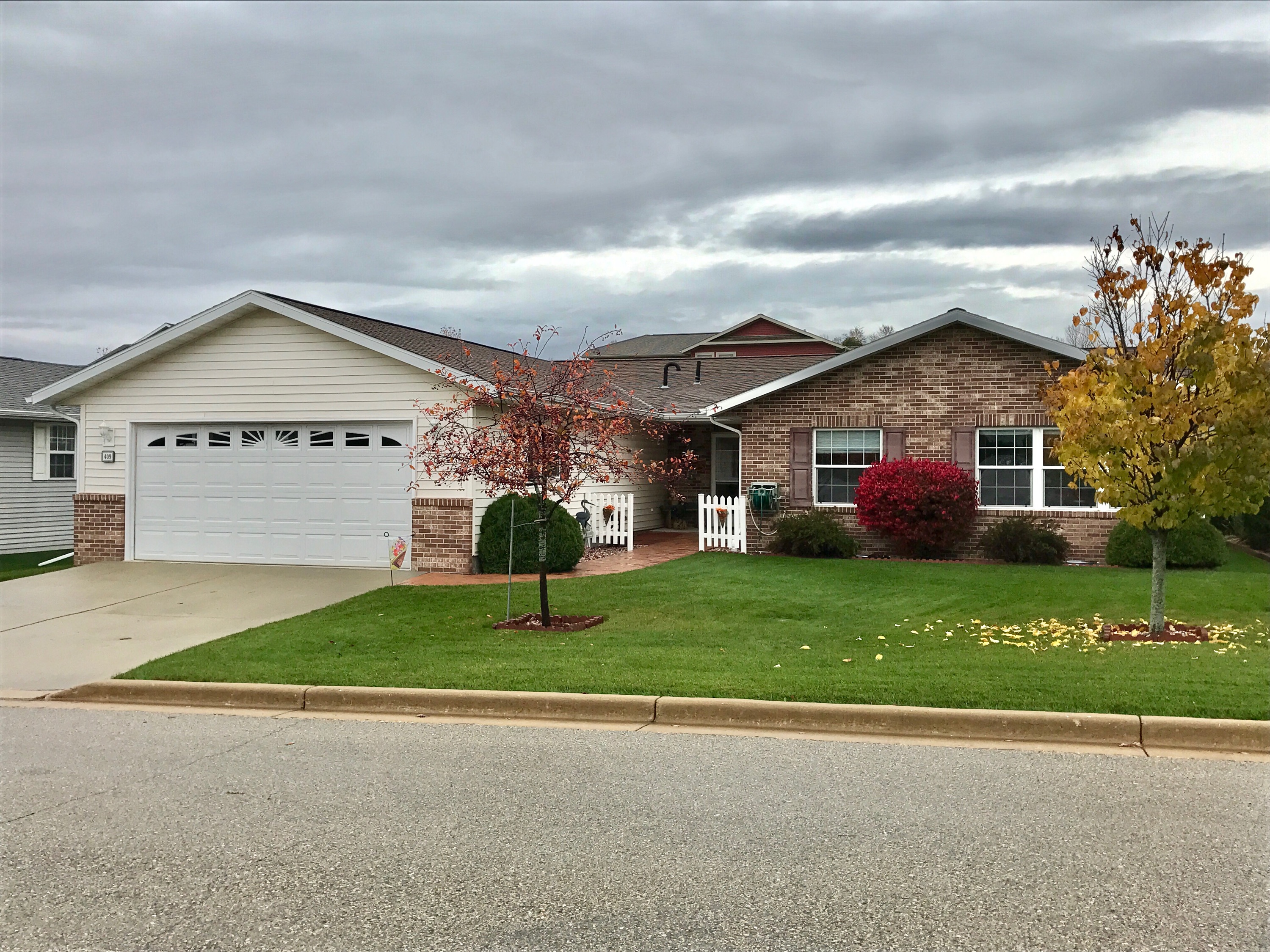 e5 Maple Grove Homes