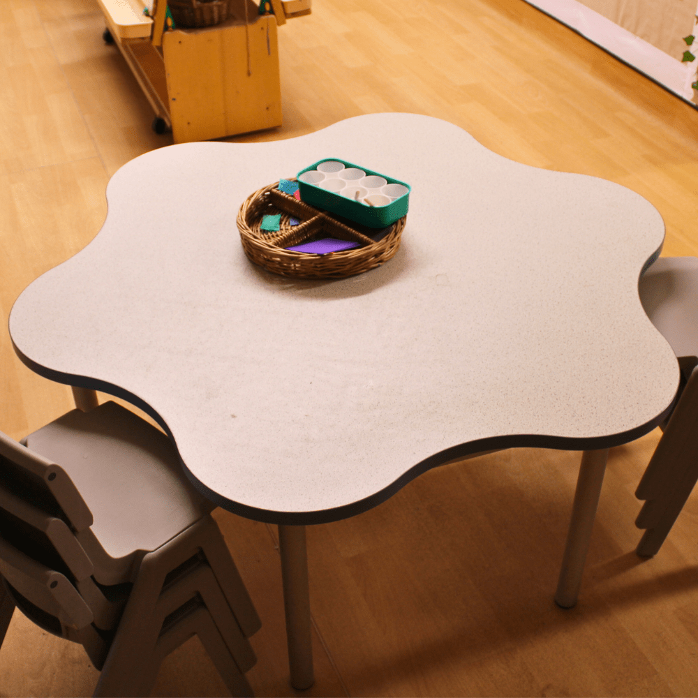 Flower shaped table L1200xW1200 with ABS edging Maple Leaf