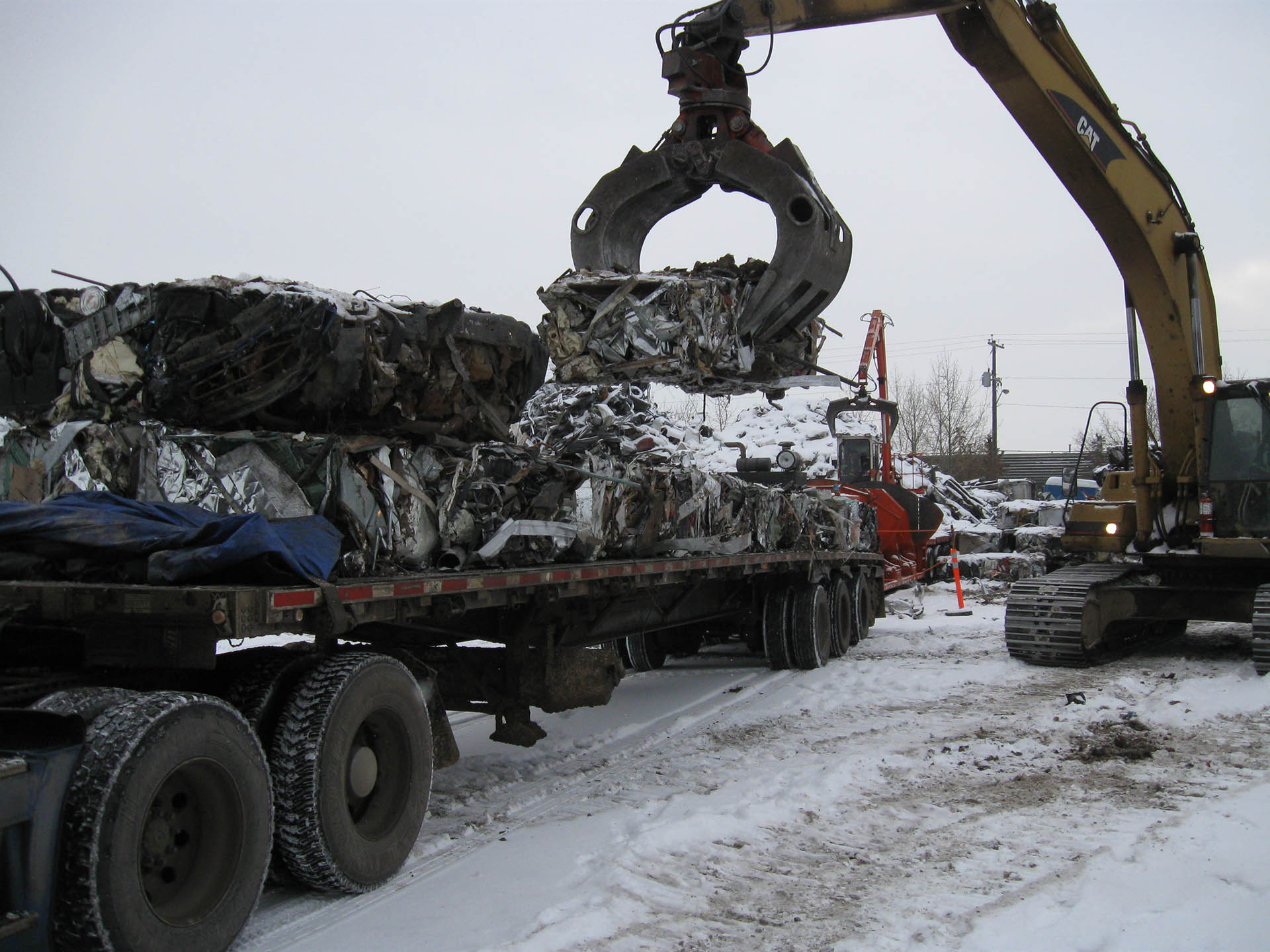 Grapple Excavators Maple Leaf Metals