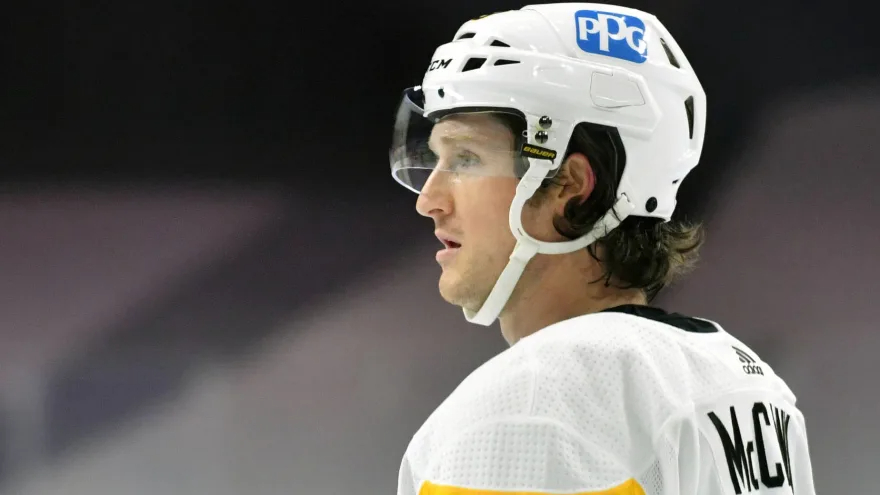 Jared Mccann 2021 : 2frtrvj Wr0ytm