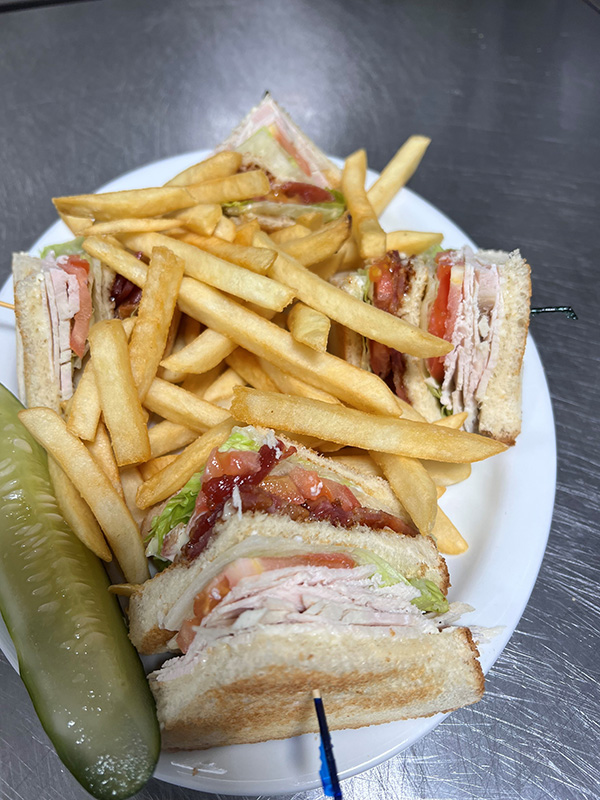 Maple St. Cafe American Restaurant Diner Breakfast, Lunch