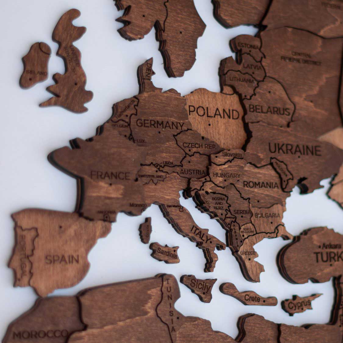 Wooden World Map 3D Oak Mapoftheworld.eu