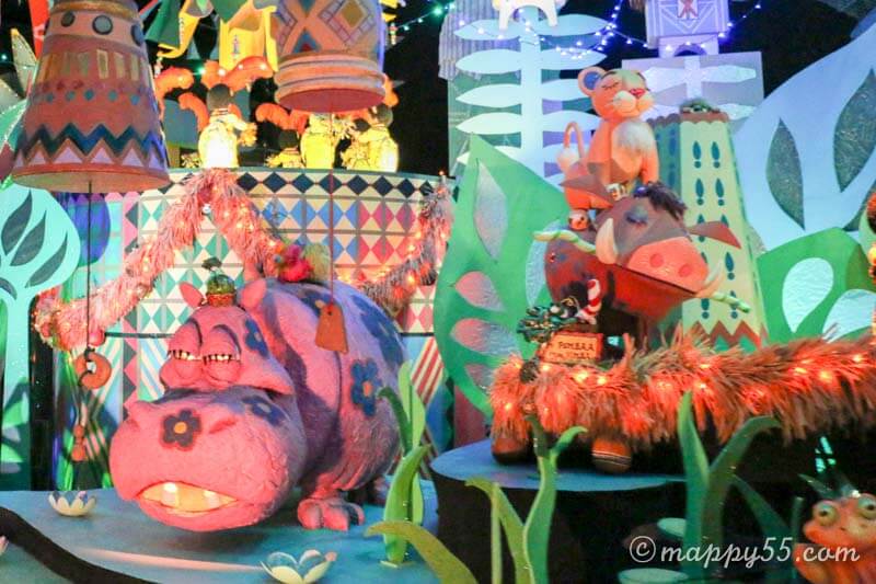 クリスマス限定アトラクション】イッツアスモールワールド・ホリデー