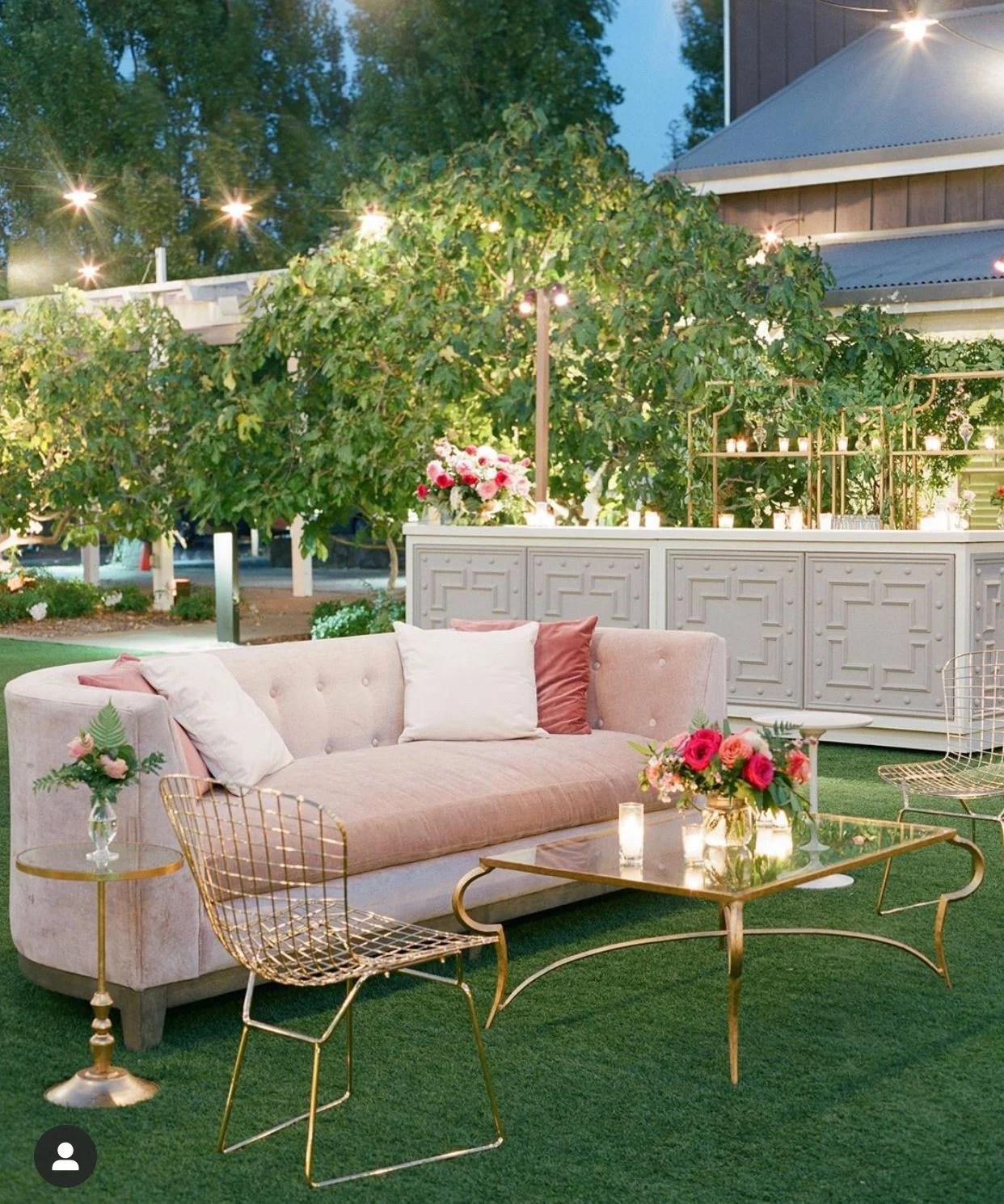 BEST WEDDING SOFA DESIGNS in Pakistan