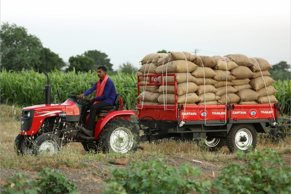 Captain Tractors Maquinac