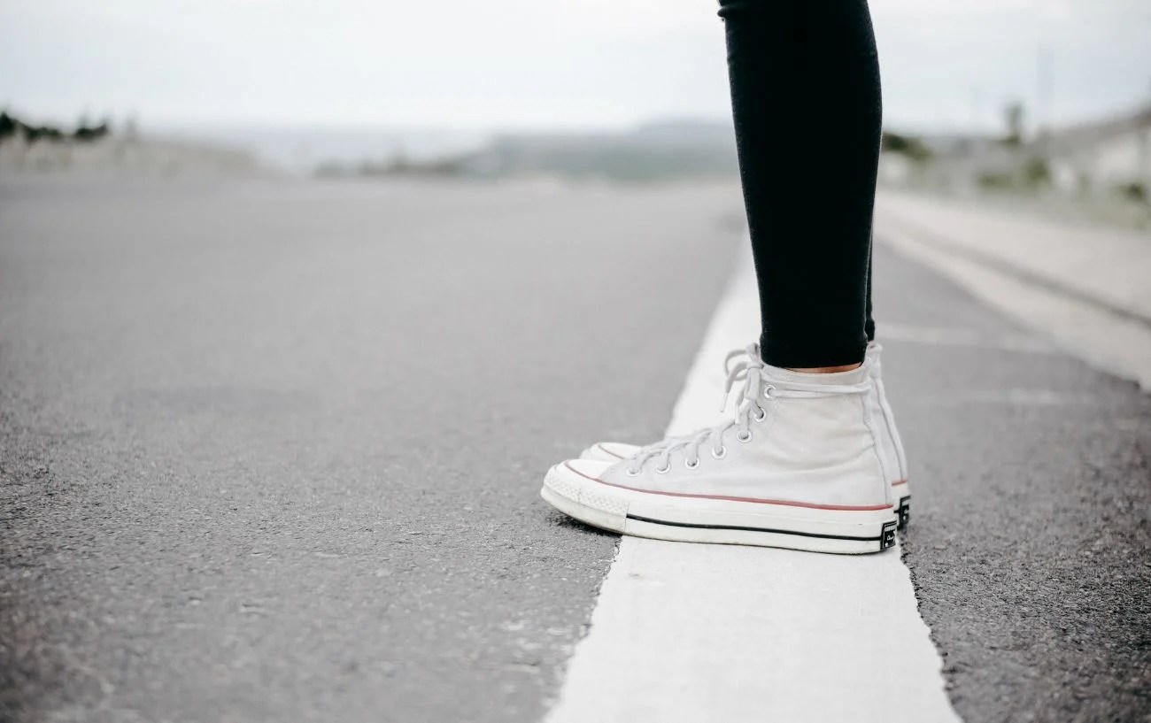 Are Converse Good For Lifting? 5 Benefits Of Weightlifting In Converse