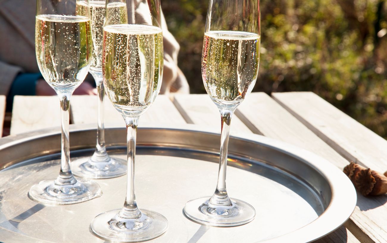 What Is The Healthiest Alcoholic Drink? We Rank Them 18