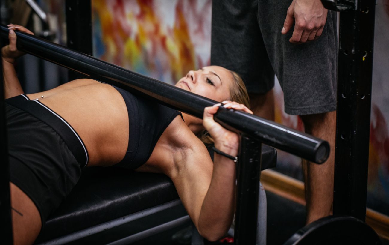 How To Increase Bench Press 6 Techniques To Lift More Weight