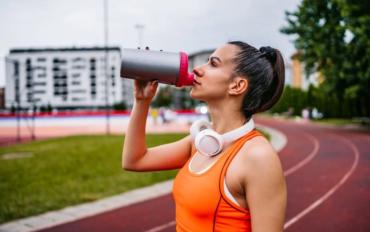 Hydration For Runners How To Hydrate Before, During + After A Run