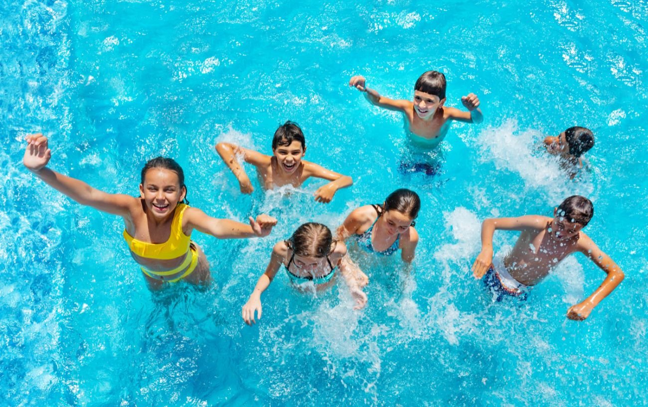 8 Great Swimming Pool Games For Kids