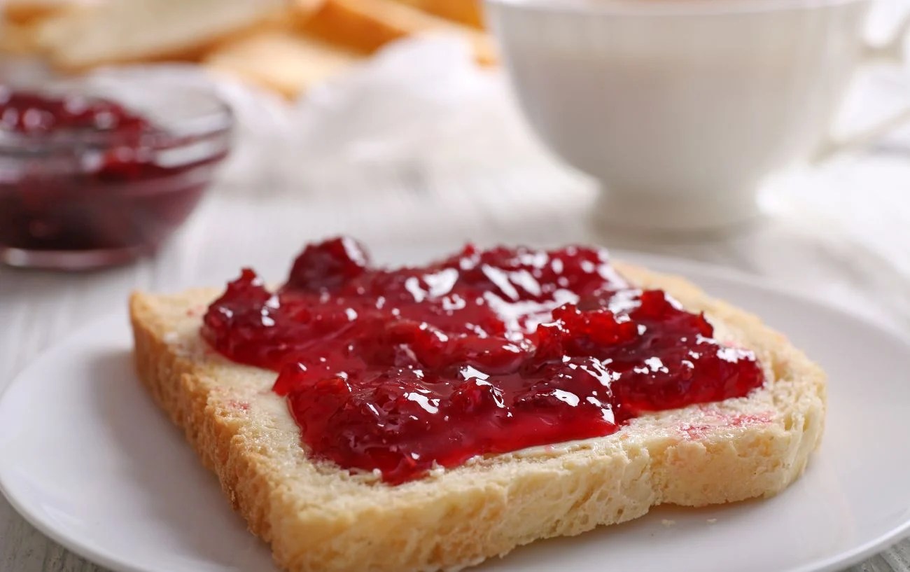 How To Prevent Runner's Diarrhea (+ What Causes It)