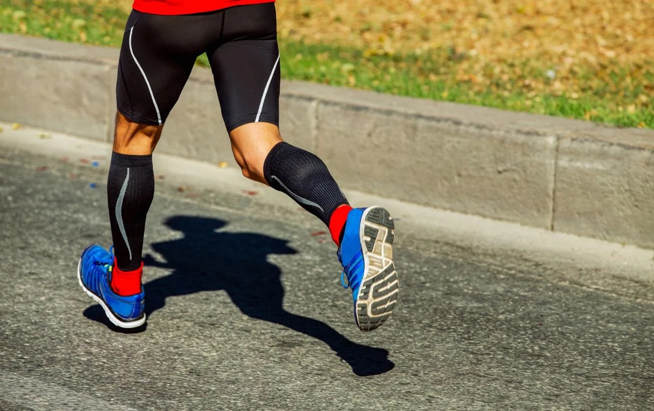 The Runner's Itch Is Real Here's What Causes It (+ How To Treat It)