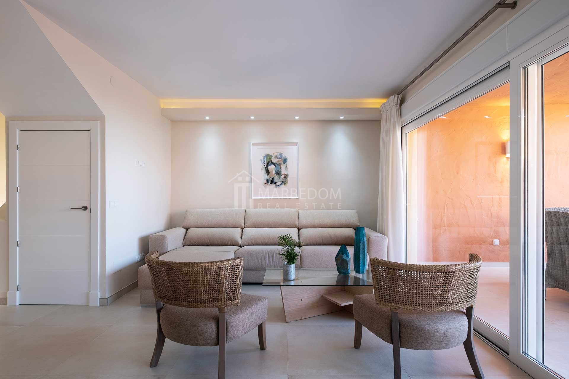 Renovated Townhouse in Bermuda Beach, Estepona Marbedom