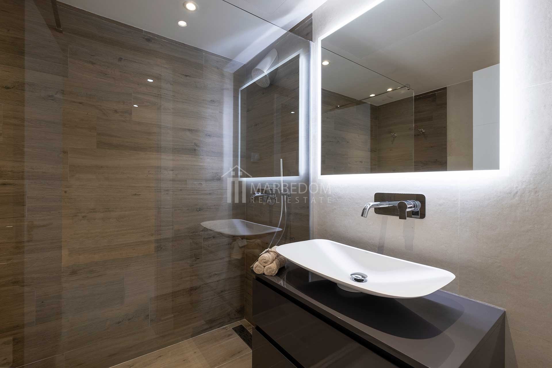 Renovated Townhouse in Bermuda Beach, Estepona Marbedom