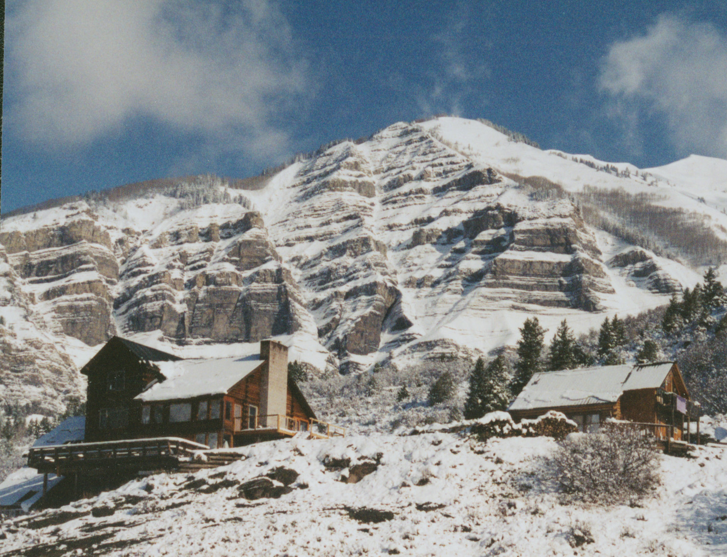 Marble Lodge on Beaver Lake Campus 2023 Best views • Best value