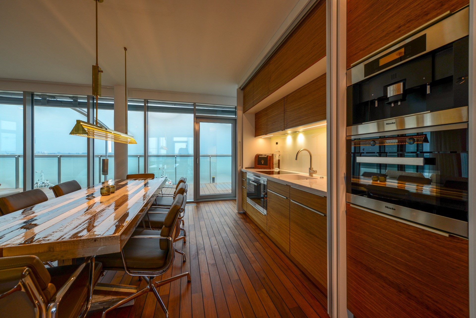Weser Wave Loft, PrivatDomizil in Bremerhaven MARC NELSON