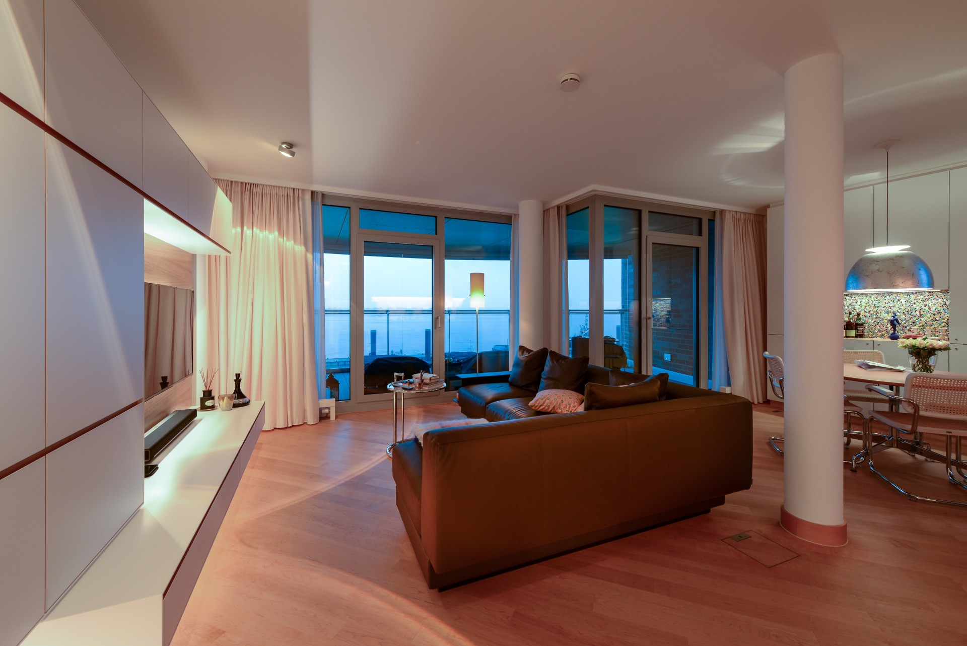 Weser Wave Wohnung, PrivatDomizil in Bremerhaven MARC NELSON