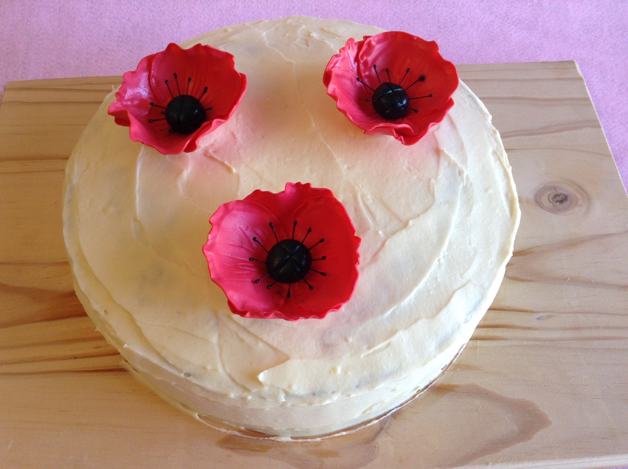 Learn how to make fondant poppies The Write Stuff